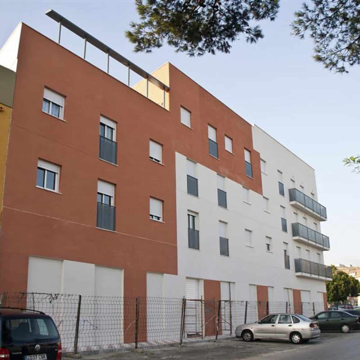construccion-fachada piso los barrios cadiz