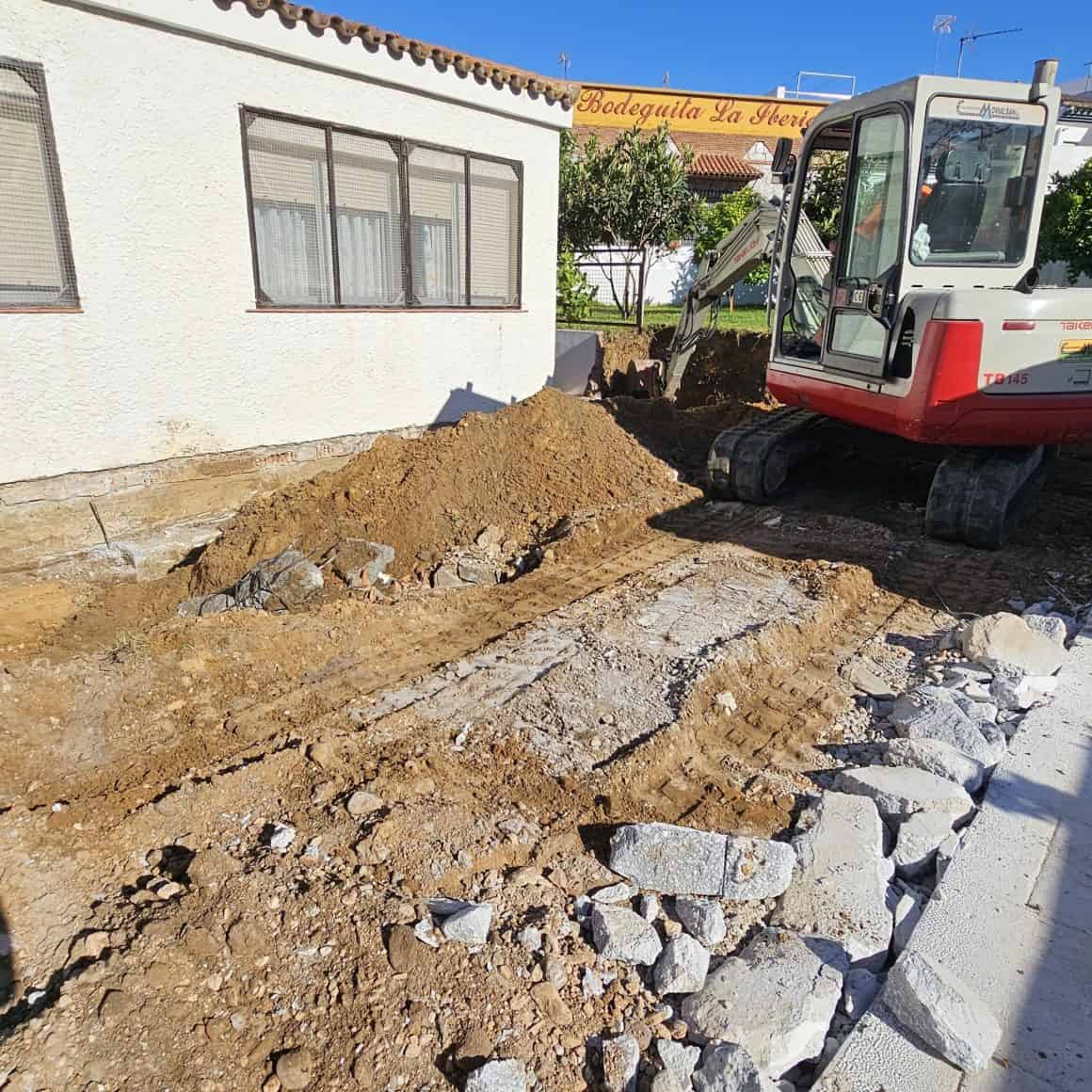 Fotografía del avance de obra en la guardería municipal de Los Barrios (094345)